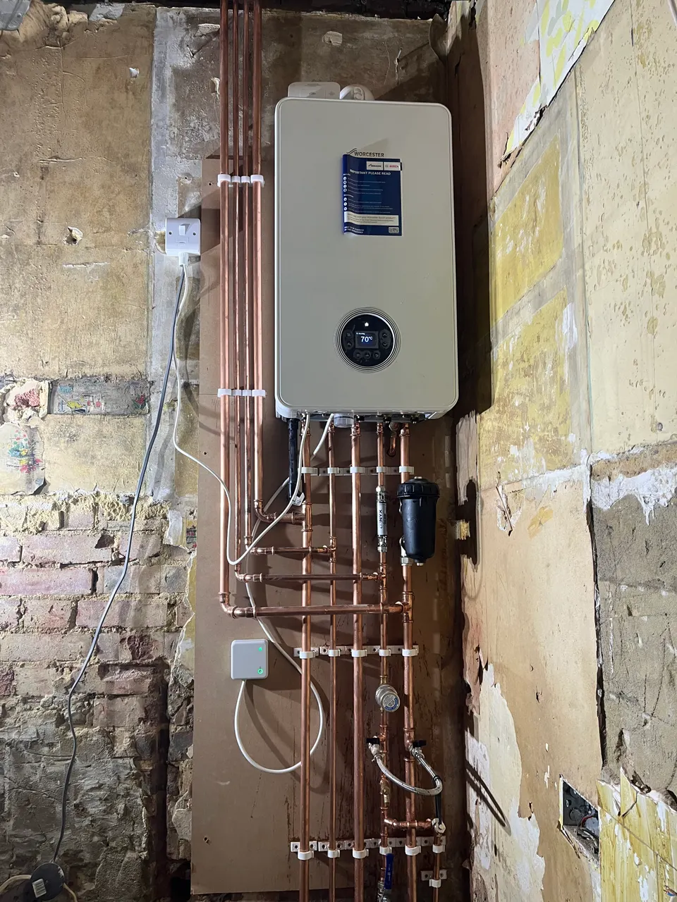 Worcester boiler with new copper pipework and a magnetic filter